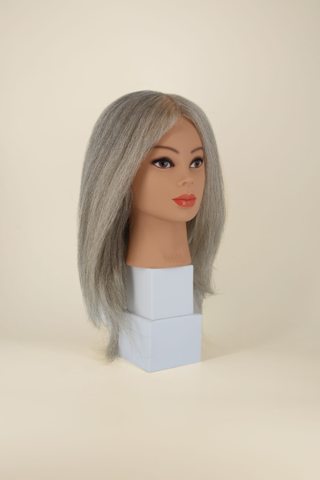 Tête à coiffer pro cheveux gris spéciale granny style