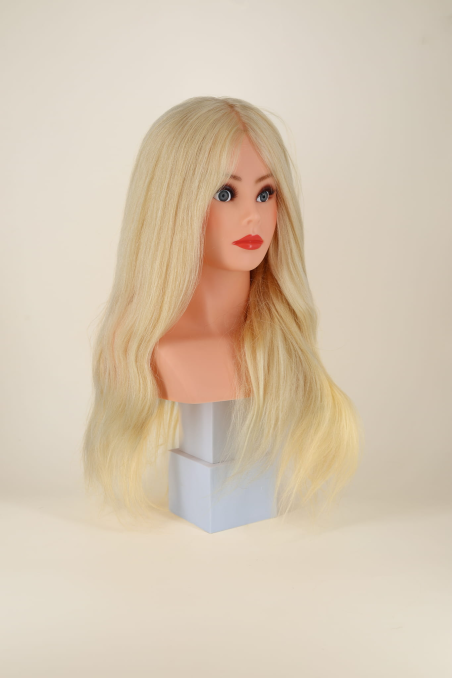 ANASTASIA - Updos & Hair Colouring