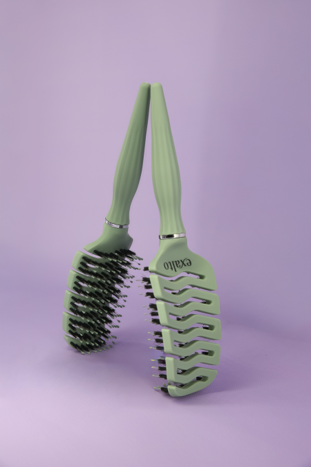 Brosse souplesse pour un déméêlage rapide et brillant