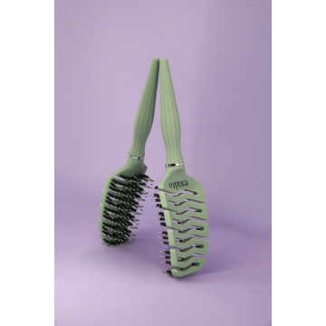 Brosse souplesse pour un déméêlage rapide et brillant
